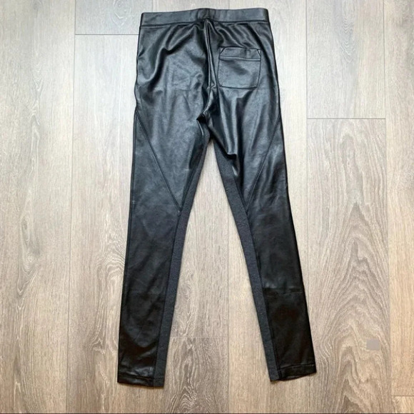 Aritzia Wilfred Rebelle Legging Pant Panelled Faux Leather Skinny Leg Black XS - Picture 12 of 16